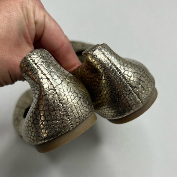 Banana Republic Gold Leather Snakeskin Ballet Flats - Picture 2 of 8